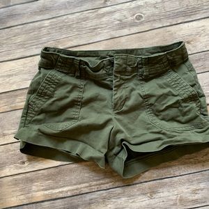 Old navy size 0 military green cargo shorts